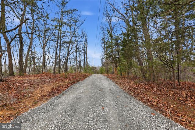 1310 SILER RD, Winchester, VA 22603