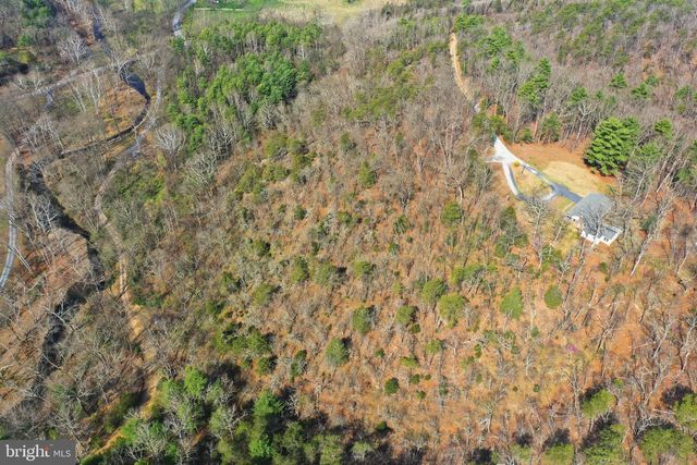 1310 SILER RD, Winchester, VA 22603