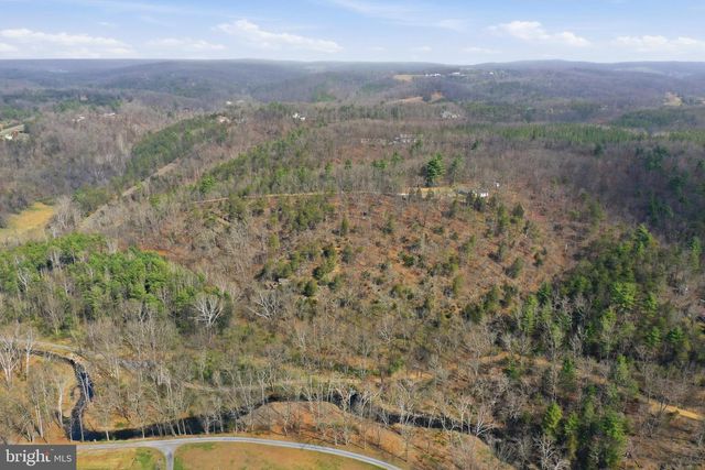 1310 SILER RD, Winchester, VA 22603