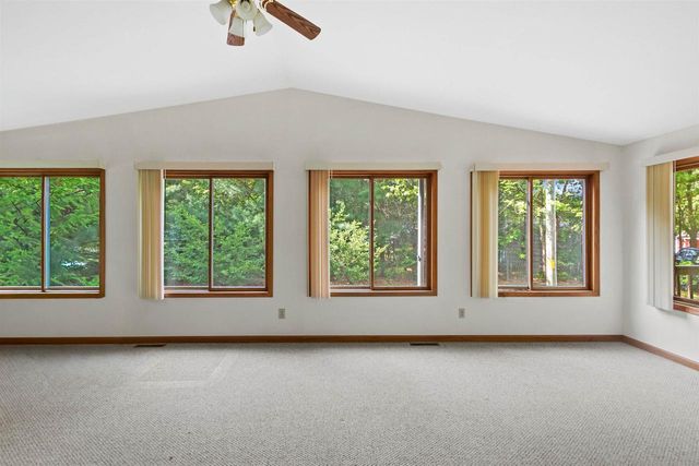1389 W 11th Avenue, Friendship, WI 53934