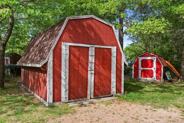 1389 W 11th Avenue, Friendship, WI 53934