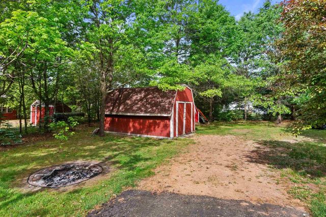 1389 W 11th Avenue, Friendship, WI 53934
