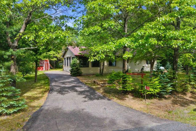 1389 W 11th Avenue, Friendship, WI 53934