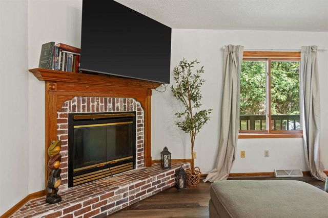 1389 W 11th Avenue, Friendship, WI 53934