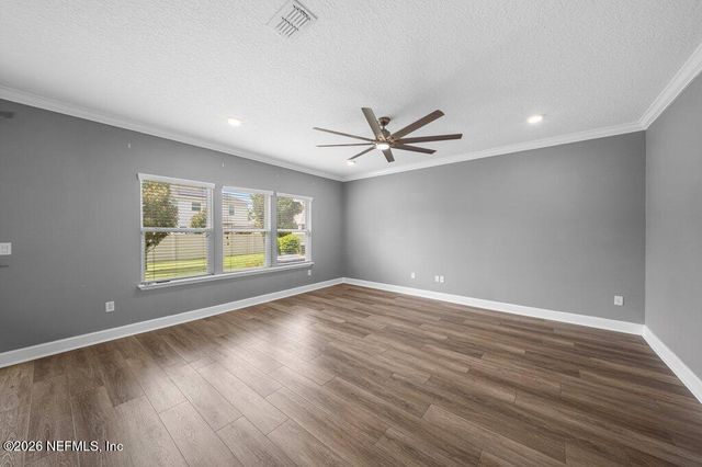 7137 CLAREMONT CREEK Drive, Jacksonville, FL 32222