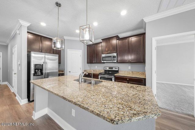 7137 CLAREMONT CREEK Drive, Jacksonville, FL 32222