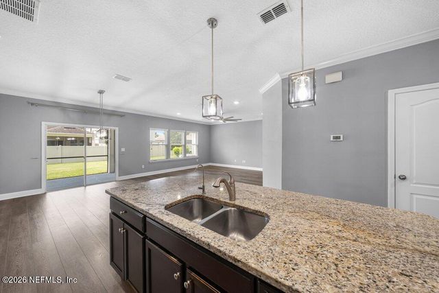 7137 CLAREMONT CREEK Drive, Jacksonville, FL 32222