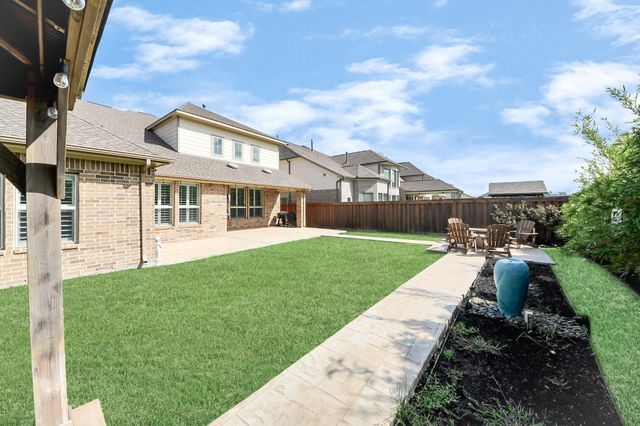 8119 Messina Mount Drive, Magnolia, TX 77354