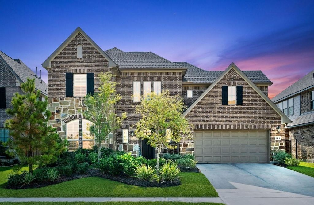 8119 Messina Mount Drive, Magnolia, TX 77354