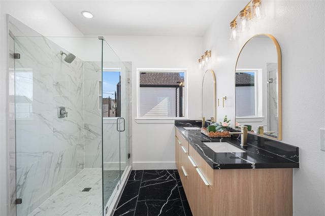 3407 Baer Street, Houston, TX 77020