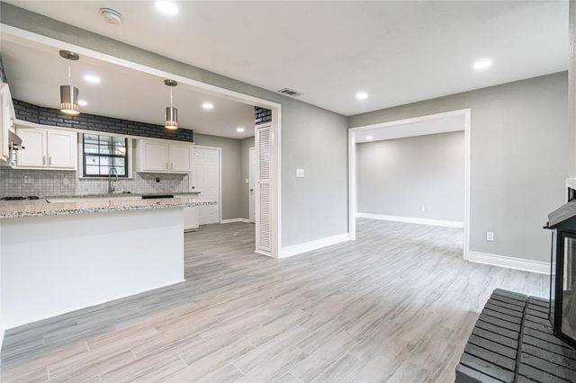 122 Obion Road, Houston, TX 77076