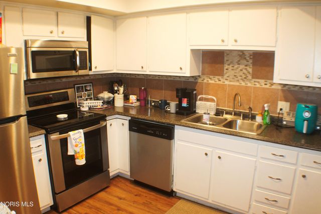 3217 Glanzman Road, Unit 72x, Toledo, OH 43614