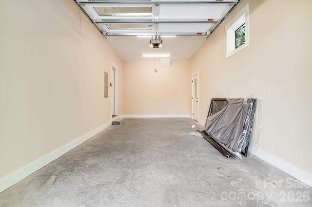 8 Campbell Street, Black Mountain, NC 28711