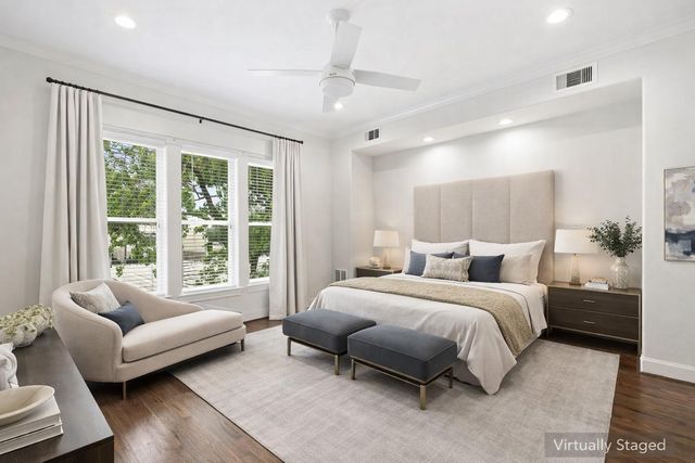 5621 Cohn Meadows Lane, Houston, TX 77007