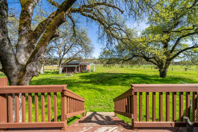 10257 Swede Creek Road, Palo Cedro, CA 96073