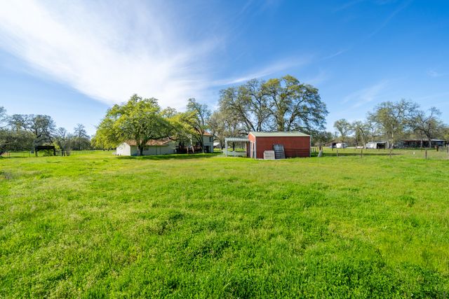 10257 Swede Creek Road, Palo Cedro, CA 96073