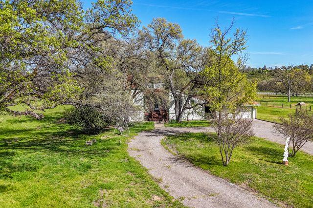 10257 Swede Creek Road, Palo Cedro, CA 96073