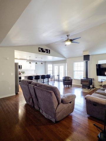 2447 U.S. 60, Fremont, MO 63941