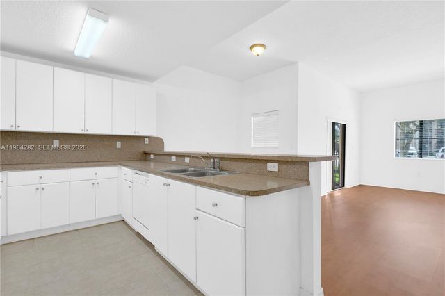 22911 SW 88th Pl 9-21, Cutler Bay, FL 33190