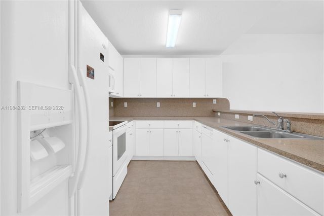 22911 SW 88th Pl 9-21, Cutler Bay, FL 33190