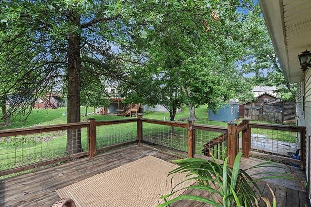 9908 W 51st Street, Merriam, KS 66203