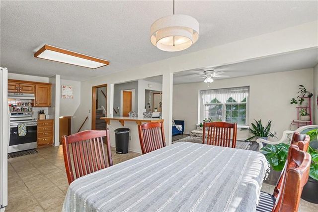9908 W 51st Street, Merriam, KS 66203