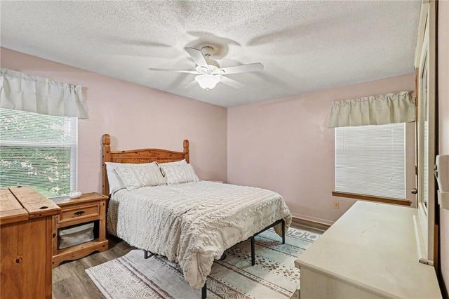 9908 W 51st Street, Merriam, KS 66203