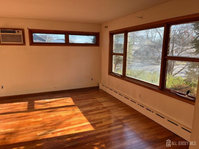 30 Bennet Street, Fords, NJ 08863