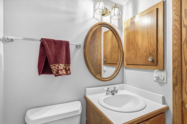 931 Fairview DRIVE, Port Washington, WI 53074