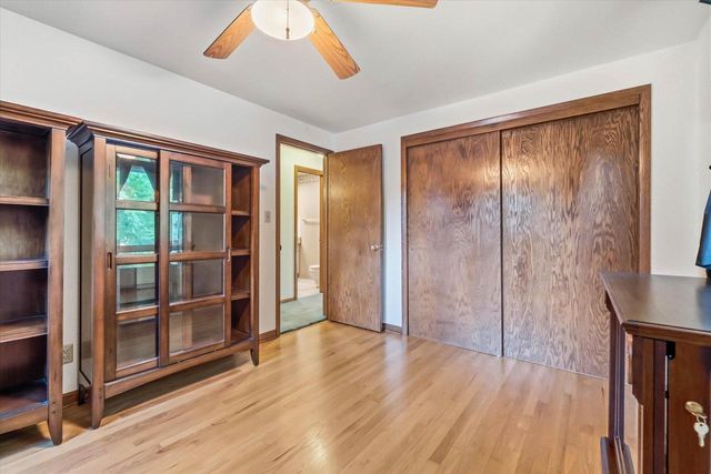 931 Fairview DRIVE, Port Washington, WI 53074