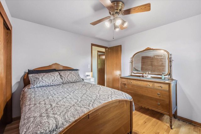 931 Fairview DRIVE, Port Washington, WI 53074