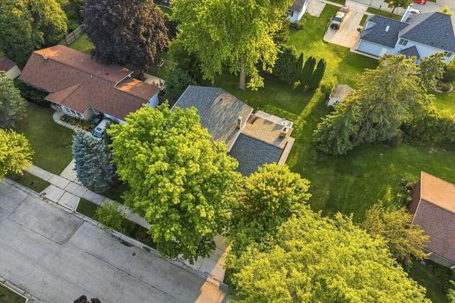 931 Fairview DRIVE, Port Washington, WI 53074