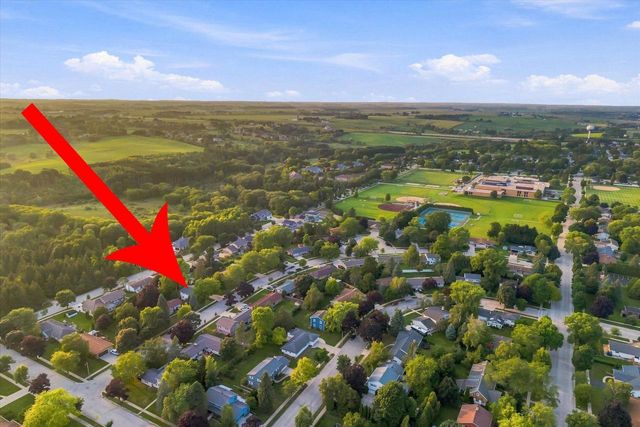 931 Fairview DRIVE, Port Washington, WI 53074