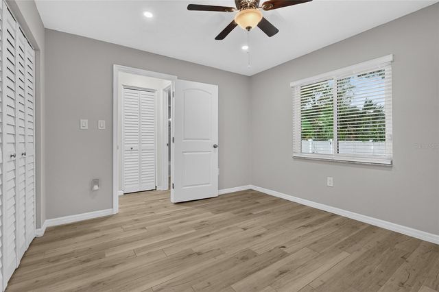 2129 LINWOOD DRIVE, Sarasota, FL 34232