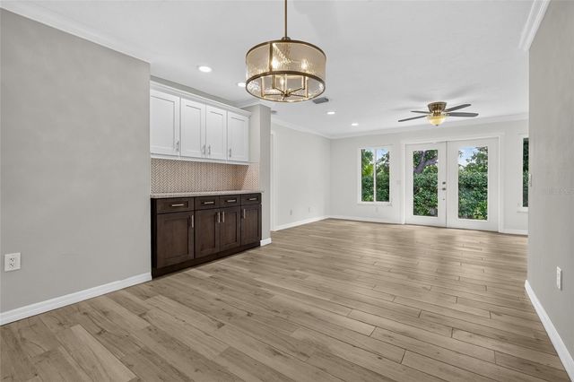 2129 LINWOOD DRIVE, Sarasota, FL 34232