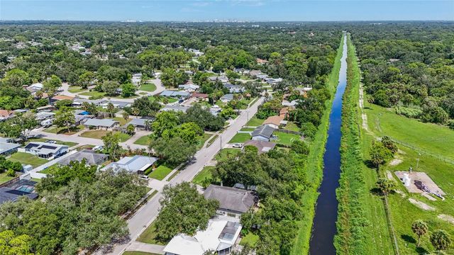 2129 LINWOOD DRIVE, Sarasota, FL 34232