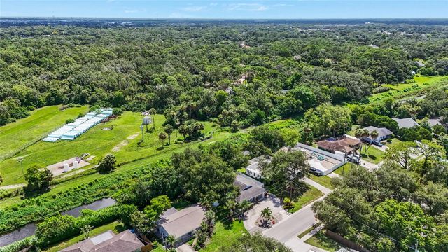 2129 LINWOOD DRIVE, Sarasota, FL 34232
