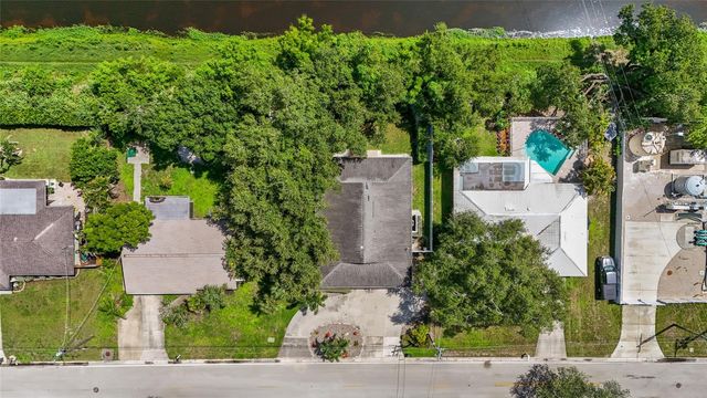 2129 LINWOOD DRIVE, Sarasota, FL 34232