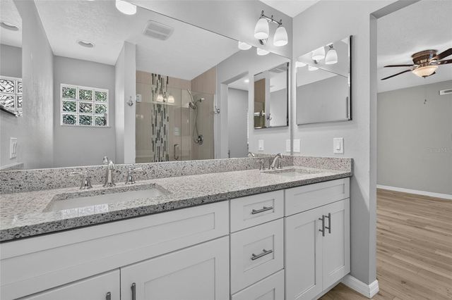 2129 LINWOOD DRIVE, Sarasota, FL 34232