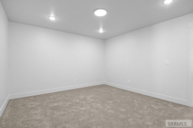 294 W 4th S, Sugar City, ID 83448