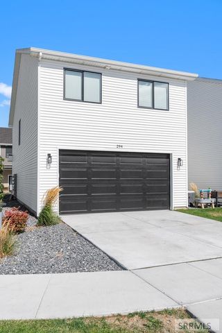 294 W 4th S, Sugar City, ID 83448