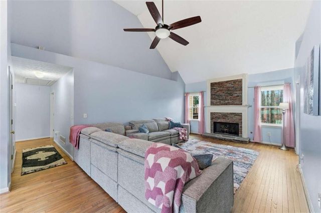 88 Glenn Eagles Way, Hiram, GA 30141