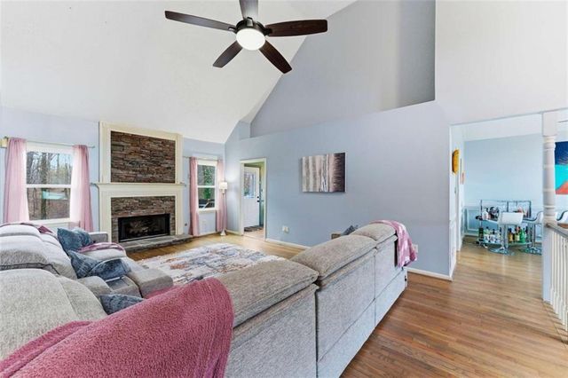 88 Glenn Eagles Way, Hiram, GA 30141