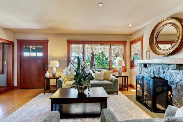 109 E Grandview, Sierra Madre, CA 91024