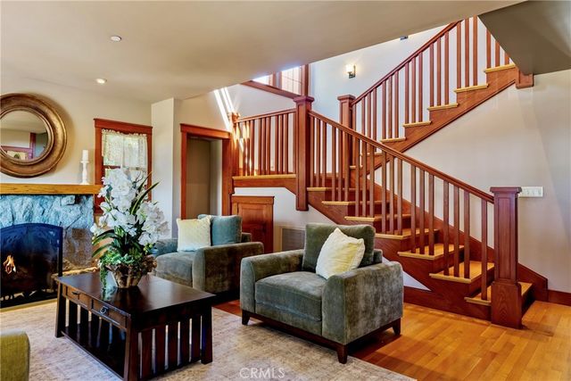 109 E Grandview, Sierra Madre, CA 91024