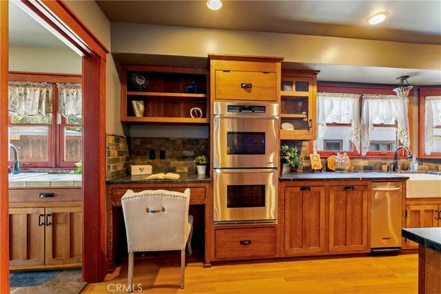 109 E Grandview, Sierra Madre, CA 91024