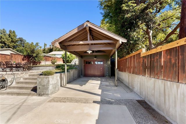 109 E Grandview, Sierra Madre, CA 91024