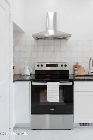 29 S Front Street Apt A, Wilmington, NC 28401