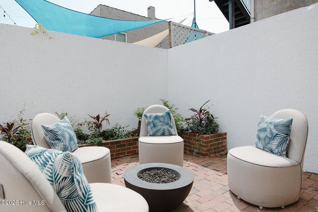 29 S Front Street Apt A, Wilmington, NC 28401