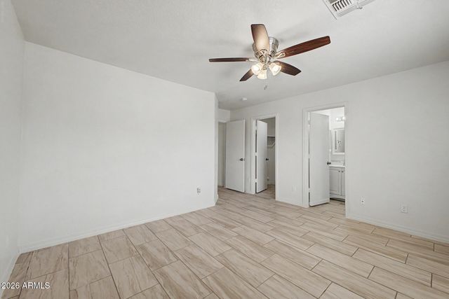 8563 W MISSION Lane, Peoria, AZ 85345